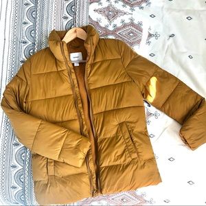 Old navy puffer jacket